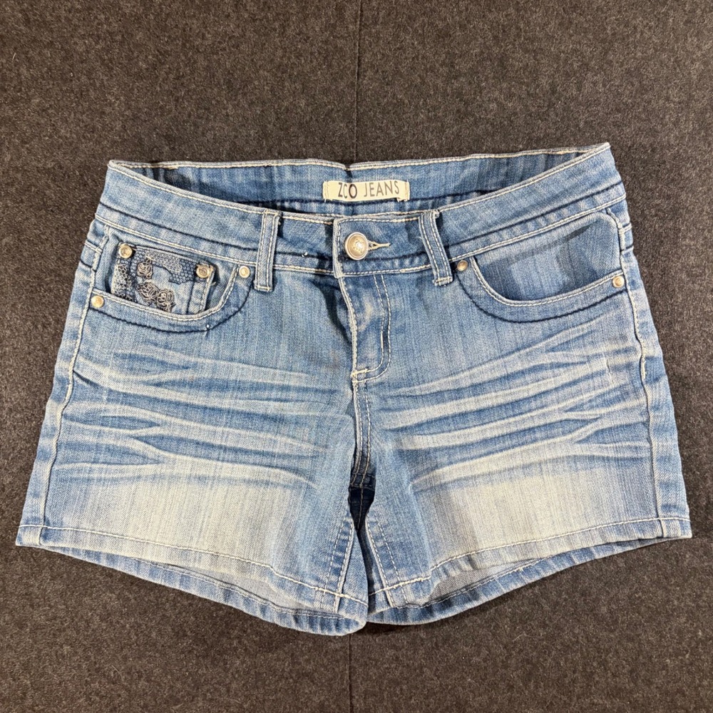 ZCO Jeans Denim Shorts Womens 9 Blue Wing Rose Embroidered Rhinestone Y2K
